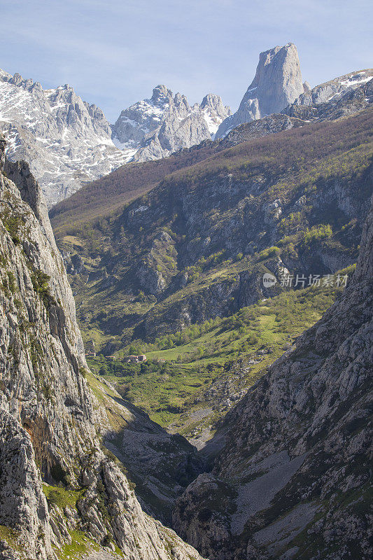 阿斯图里亚斯，Cabrales-Mirador del Naranjo de BUlnes, Cares峡谷的Naranjo de BUlnes